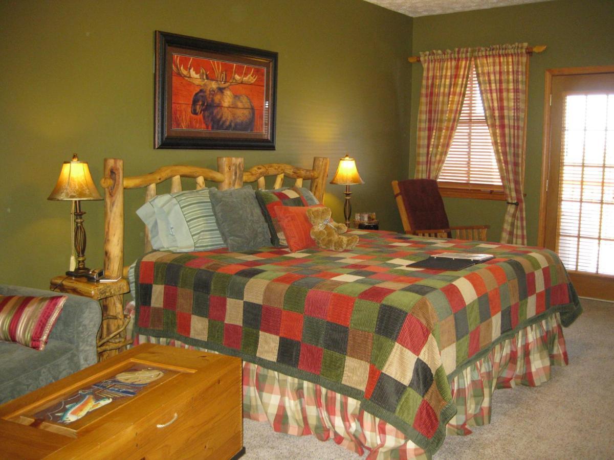 Berry Springs Lodge Севьервилл Экстерьер фото