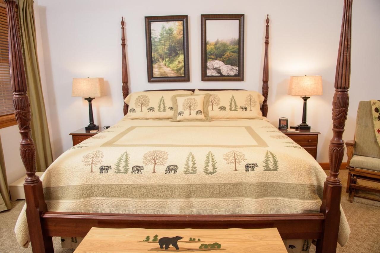 Berry Springs Lodge Севьервилл Экстерьер фото