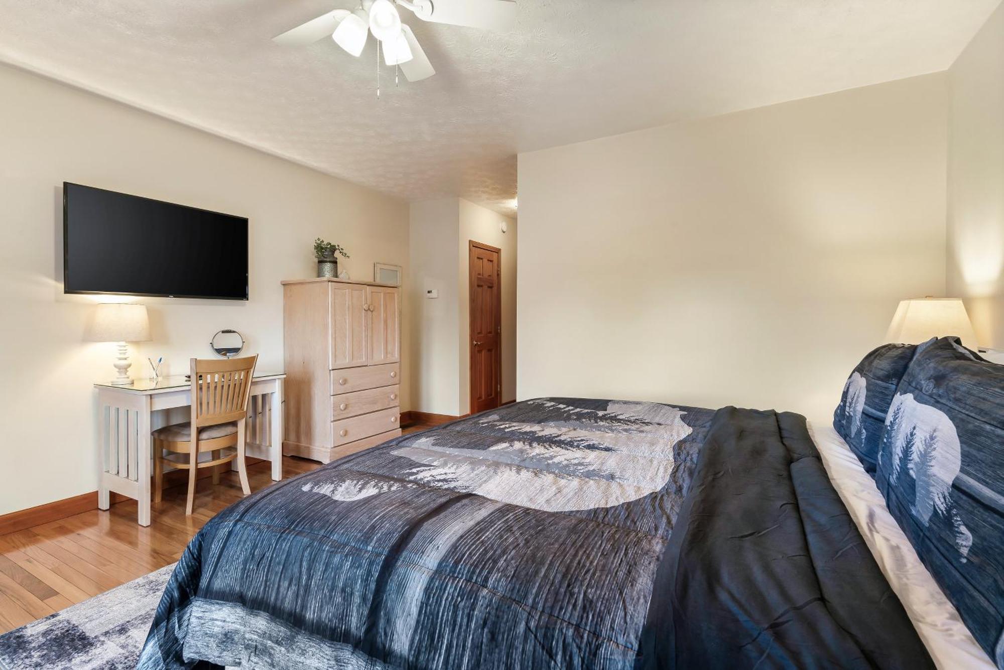 Berry Springs Lodge Севьервилл Экстерьер фото